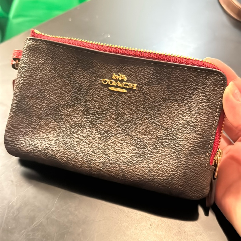 Coach F66506 Signature Double Corner Zip Wristlet Brown/True Red